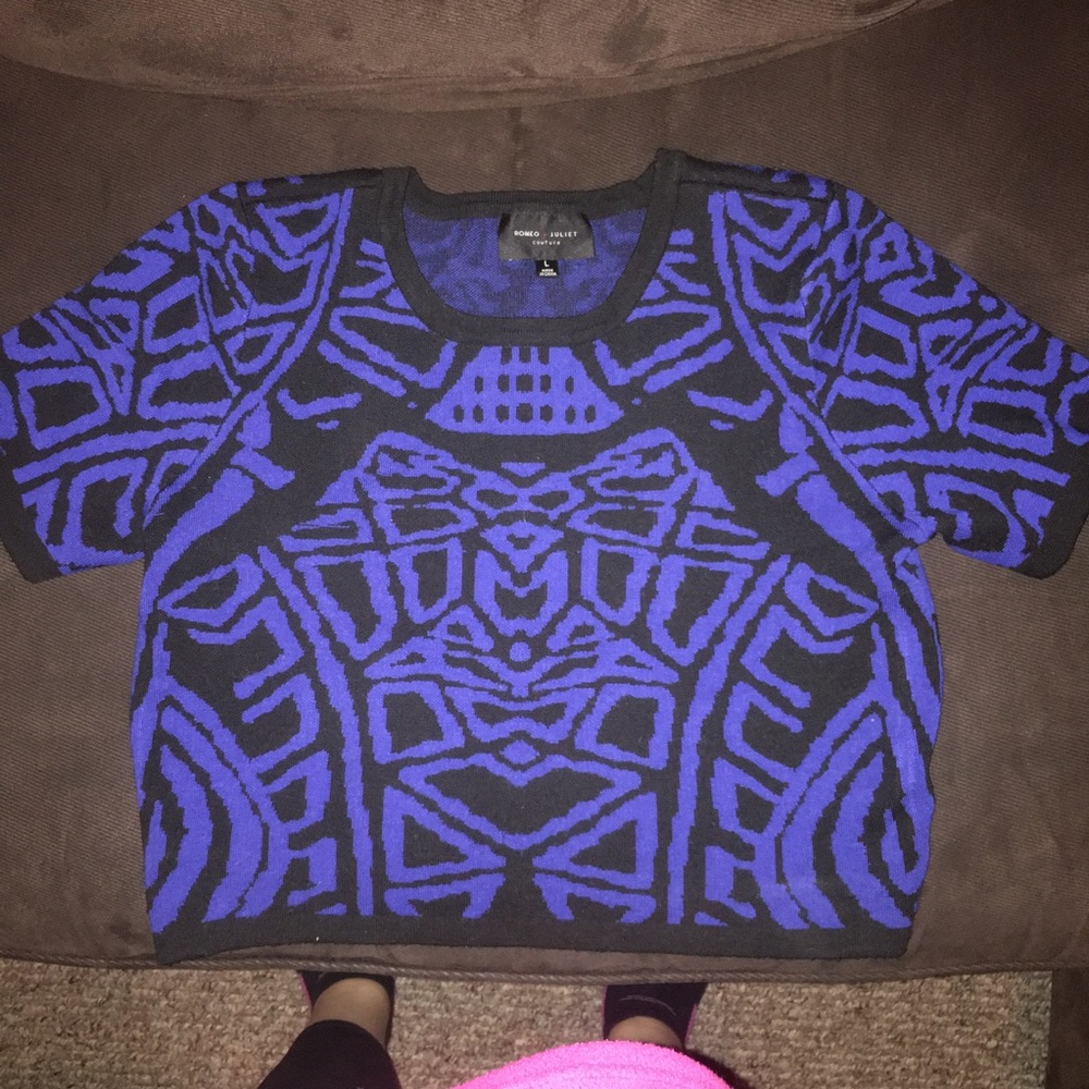Amazing cross between a sweater and shirt!